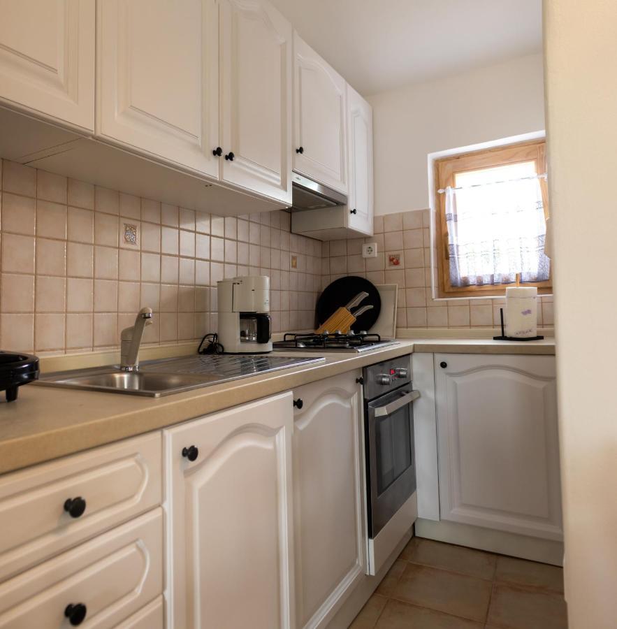 Apartments Summer Touch Petrčane Extérieur photo