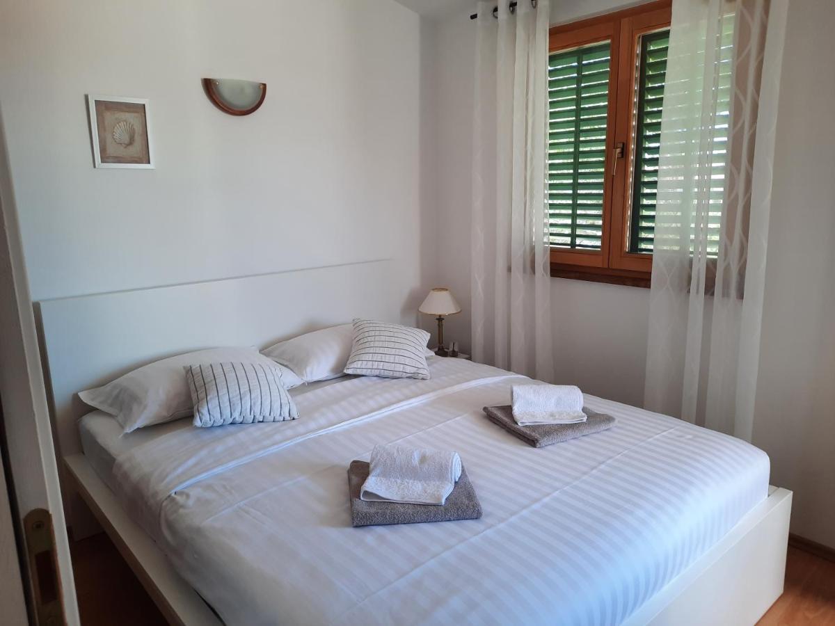 Apartments Summer Touch Petrčane Extérieur photo